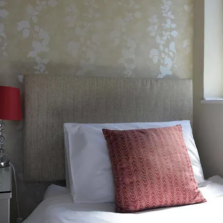 Hotel Beech House 4*